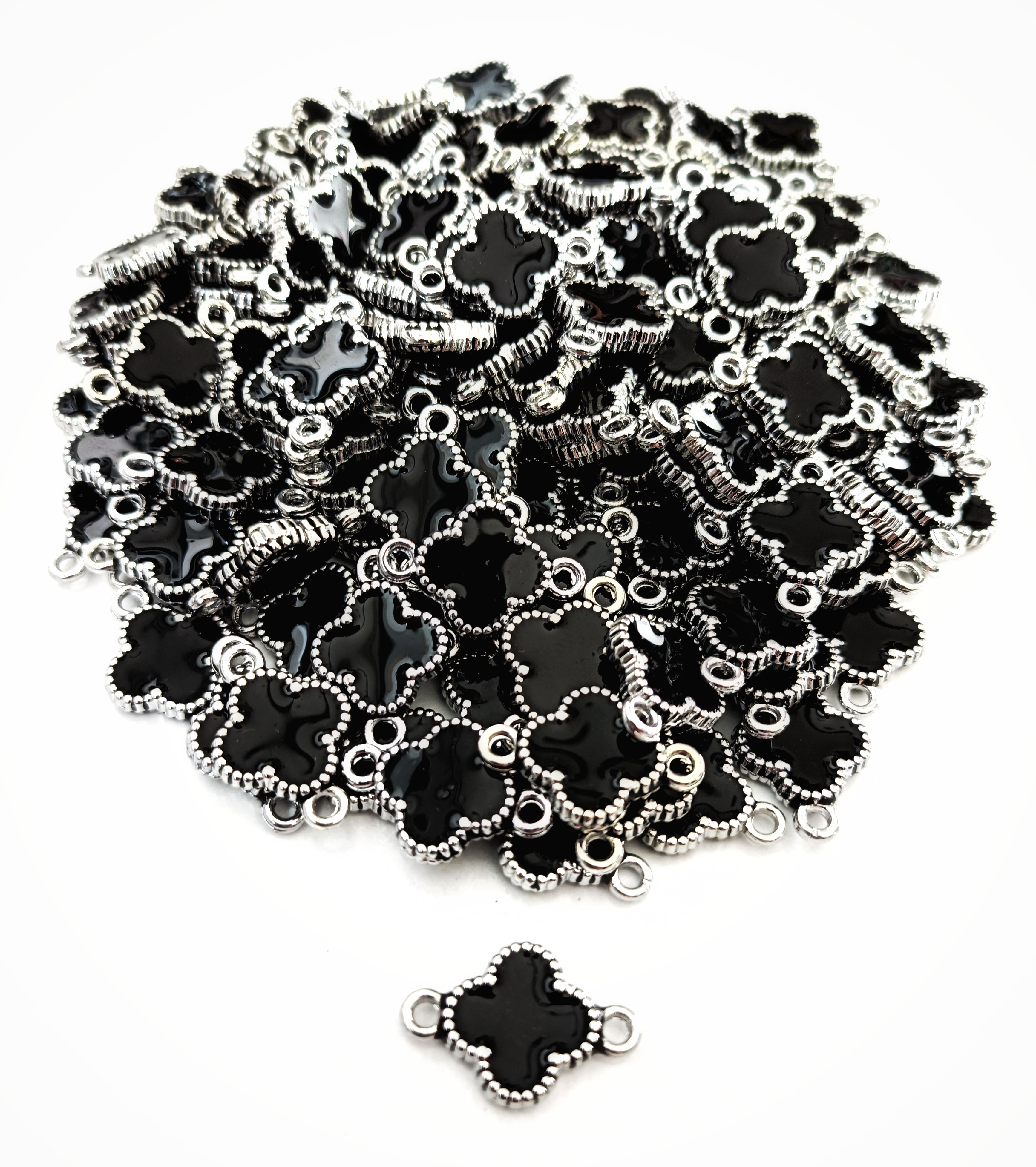 Silver Mineli Çift Kulp Siyah Yonca Takı Uçları