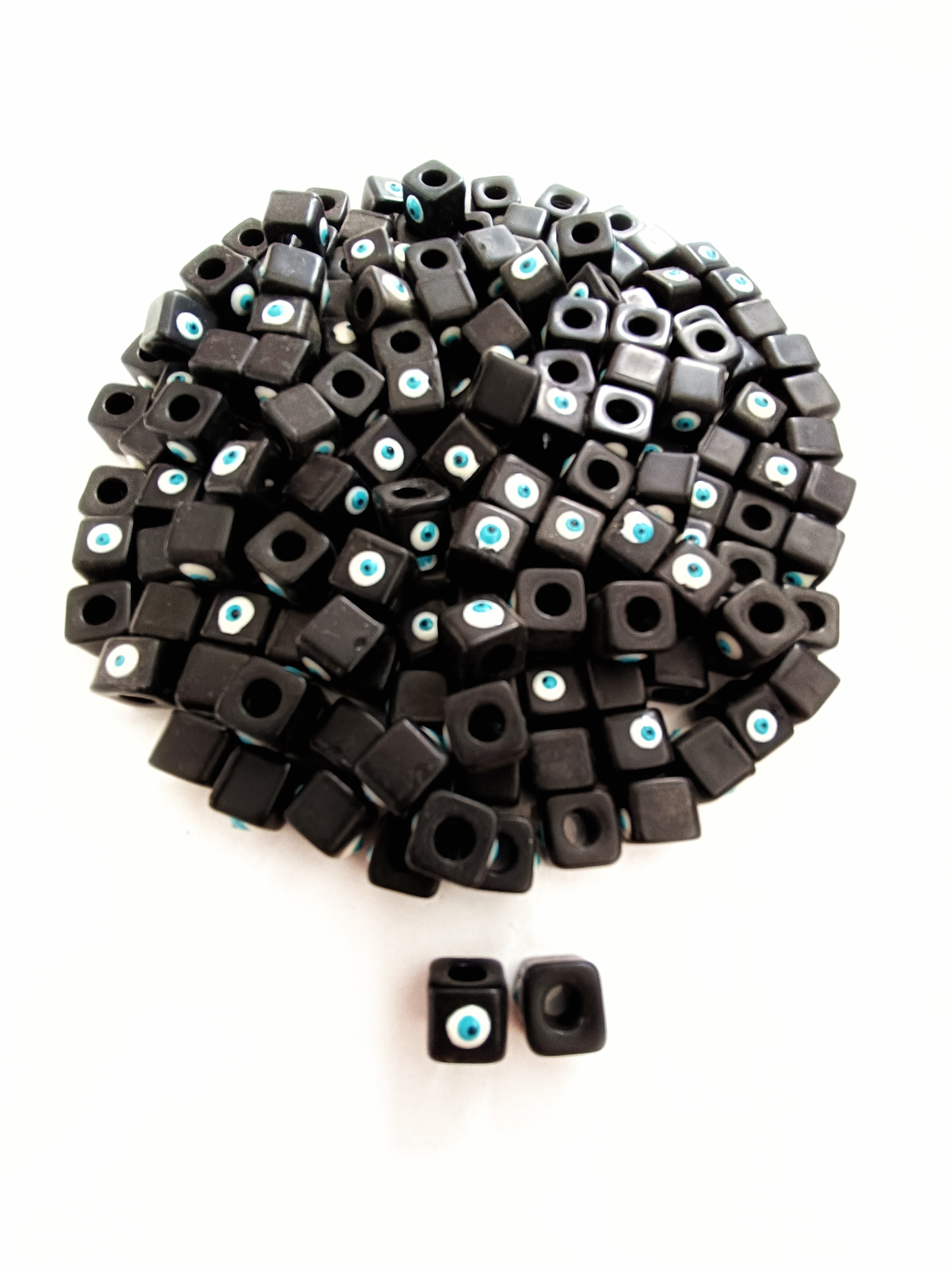 Siyah Mini Plastik Nazar Bomcuğu