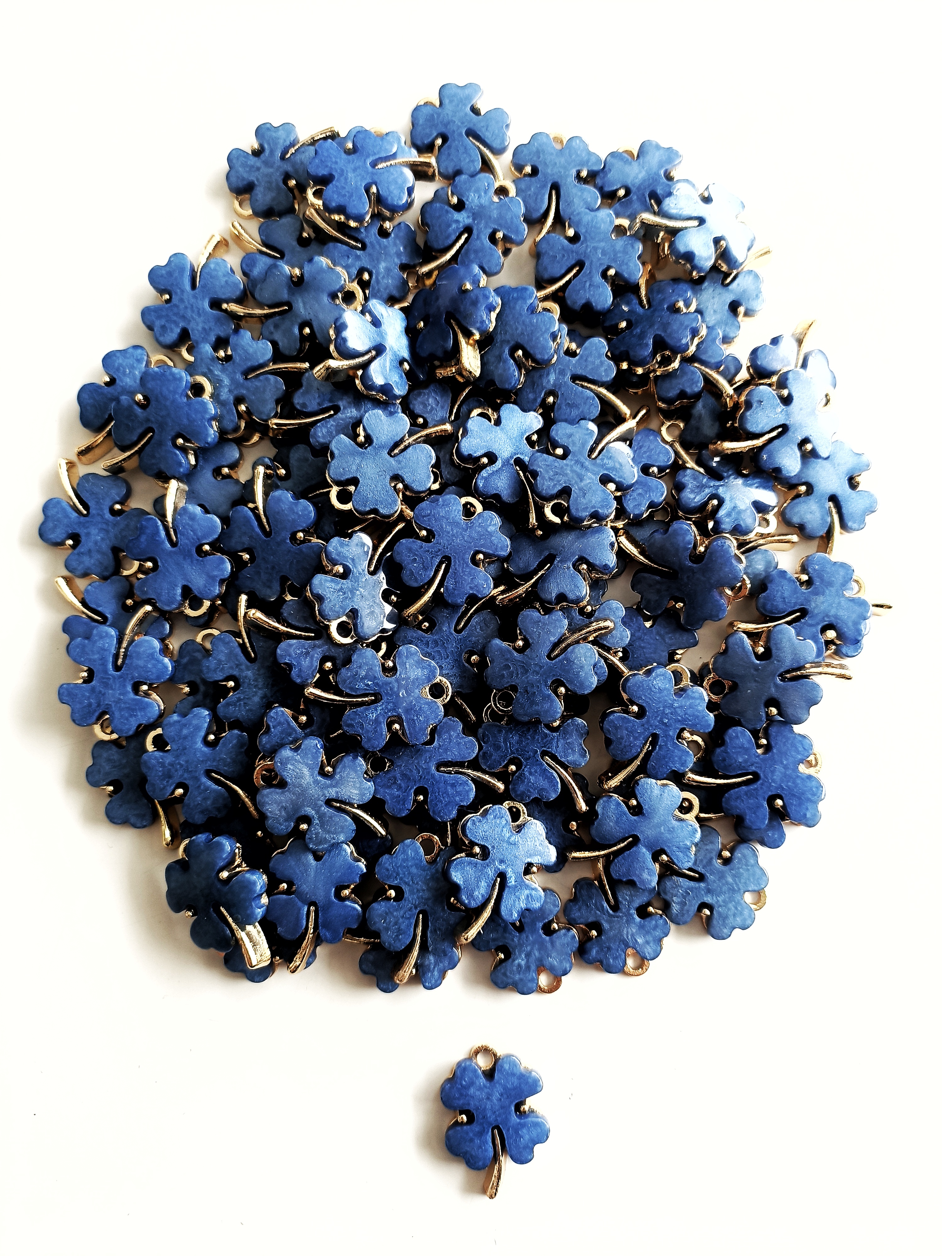 Gold Lacivert Yonca Tek Kulp Takı Ucu