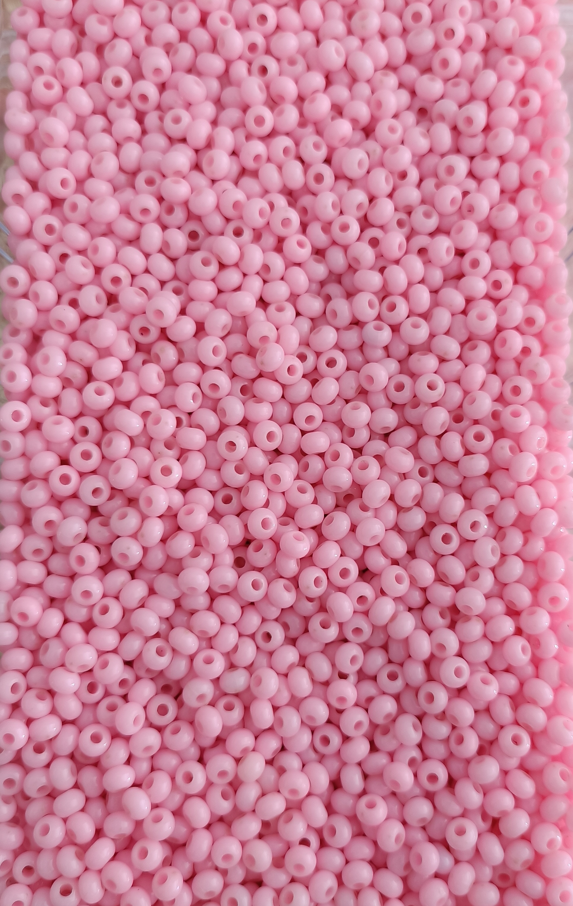 Yassı Plastik Boncuk 4mm.