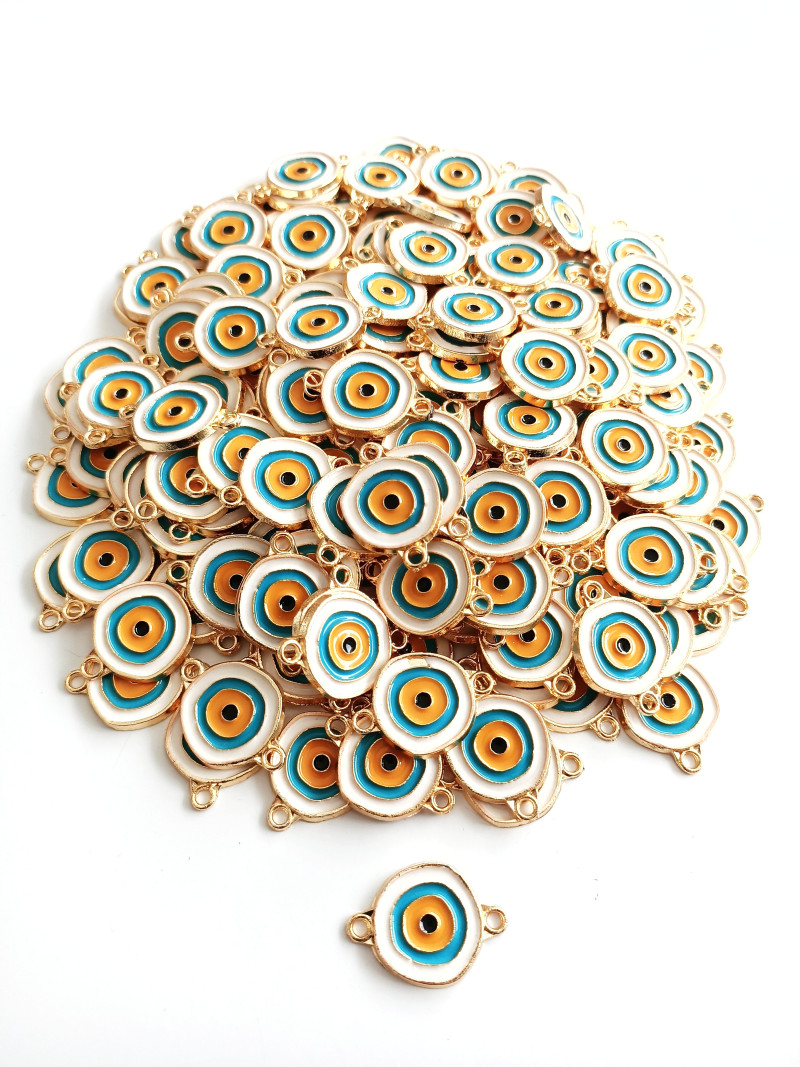 Gold Beyaz Mineli Çift Kulp Nazar Takı Ucu