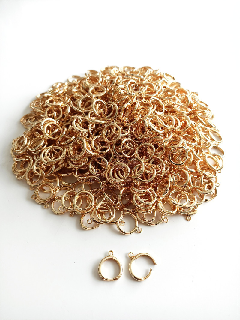 Gold Halka Uçlu Küpe Aparatı